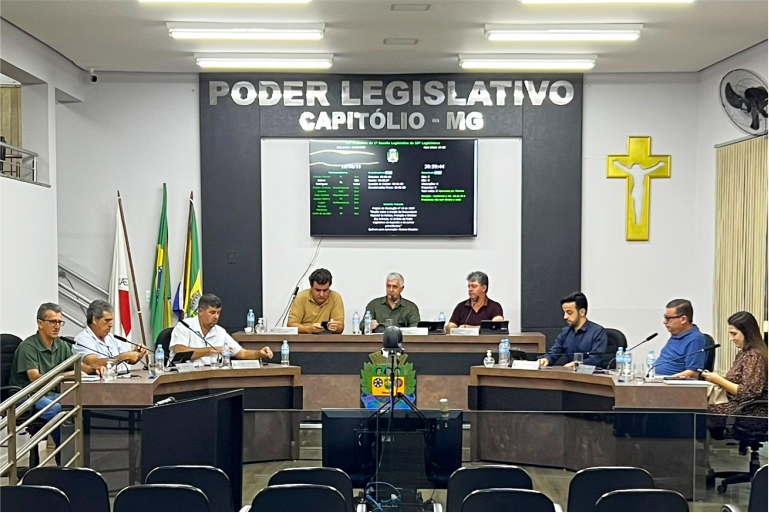 Câmara Municipal realiza 14ª Sessão Ordinária com entrada de novos projetos e aprovação de matérias importantes